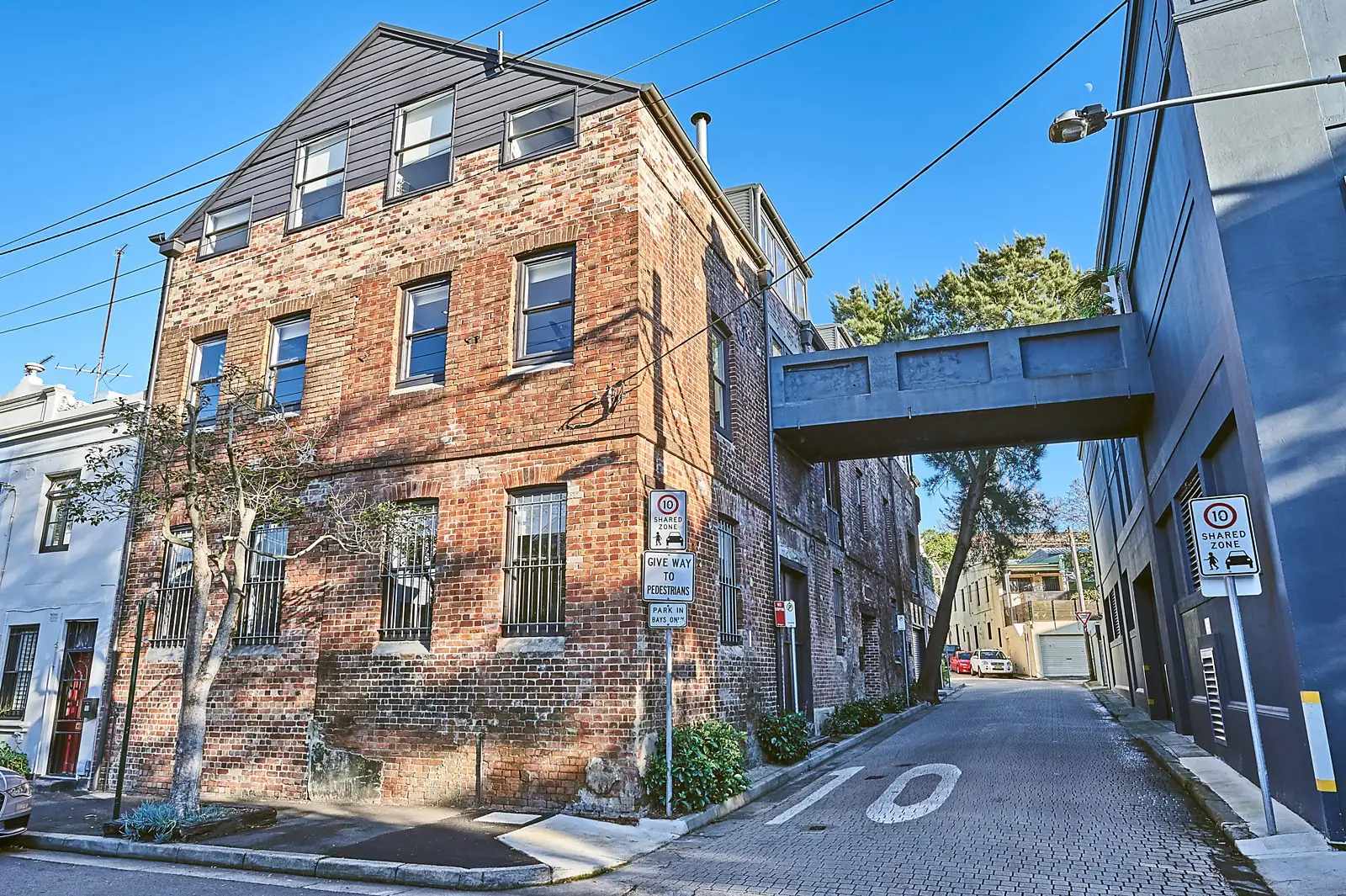 5 Bennett Place, Surry Hills Sold by Sydney Sotheby's International Realty - image 1