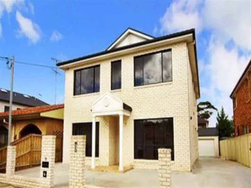 19 Gale Road, Maroubra Sold by Sydney Sotheby's International Realty - image 1