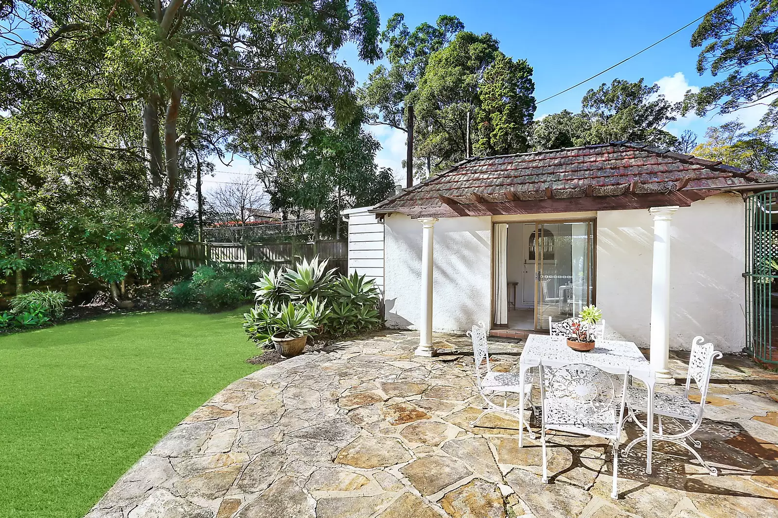 1 Boolarong Rd, Pymble Sold by Sydney Sotheby's International Realty - image 6