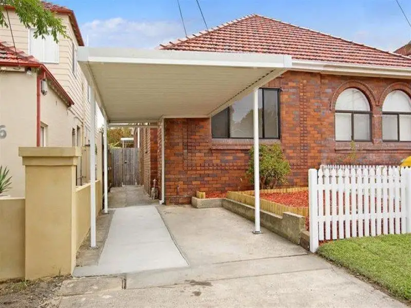 4 Nagle Avenue, Maroubra Sold by Sydney Sotheby's International Realty - image 1