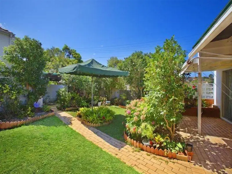 12 Murray Street, Bronte Sold by Sydney Sotheby's International Realty - image 1
