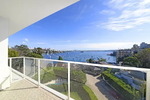 5b/8 St Mervyns Avenue, Point Piper Leased by Sydney Sotheby's International Realty