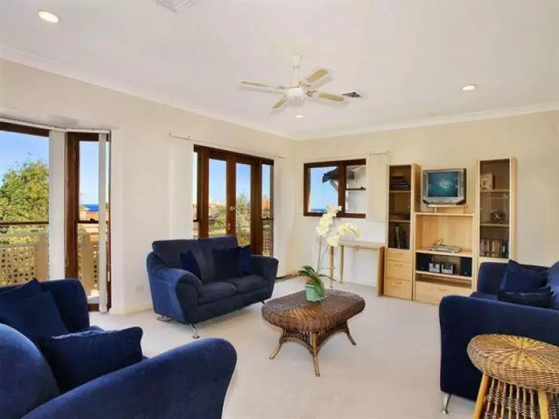 10 Hamilton Street, Coogee Sold by Sydney Sotheby's International Realty - image 7