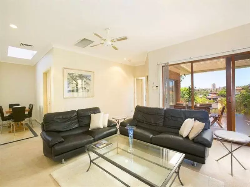 10 Hamilton Street, Coogee Sold by Sydney Sotheby's International Realty - image 3