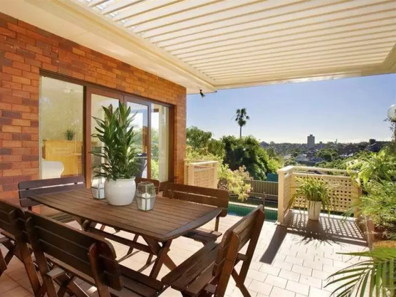 10 Hamilton Street, Coogee Sold by Sydney Sotheby's International Realty - image 6