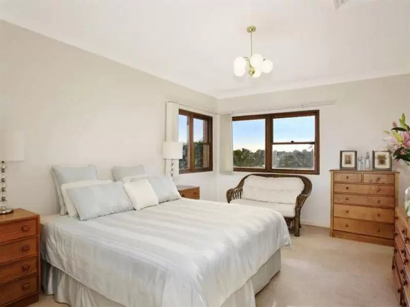 10 Hamilton Street, Coogee Sold by Sydney Sotheby's International Realty - image 8