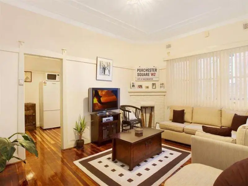 4/5 Mulwarree Avenue, Randwick Sold by Sydney Sotheby's International Realty - image 2