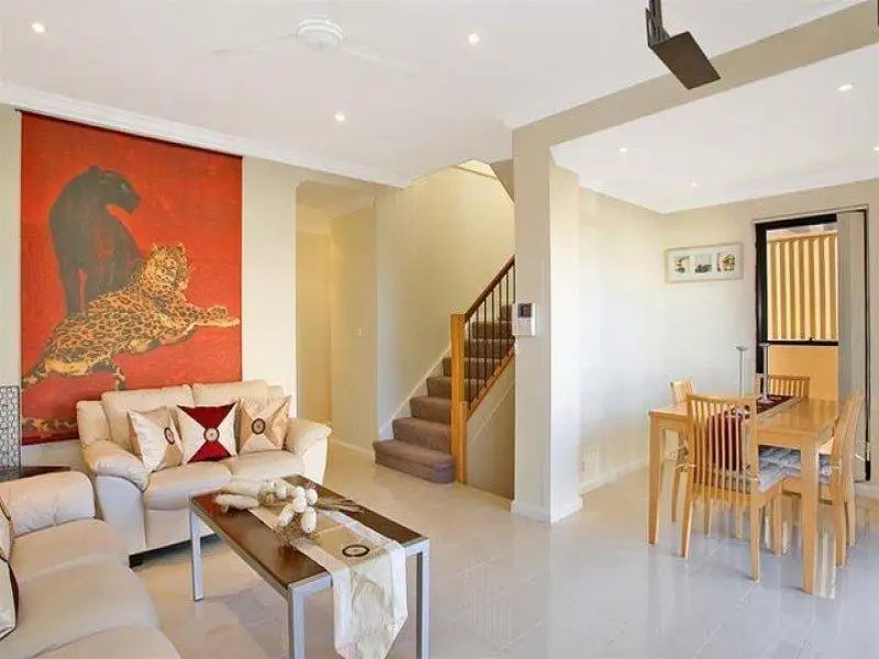 5/32 Bond  Street, Maroubra Sold by Sydney Sotheby's International Realty - image 2