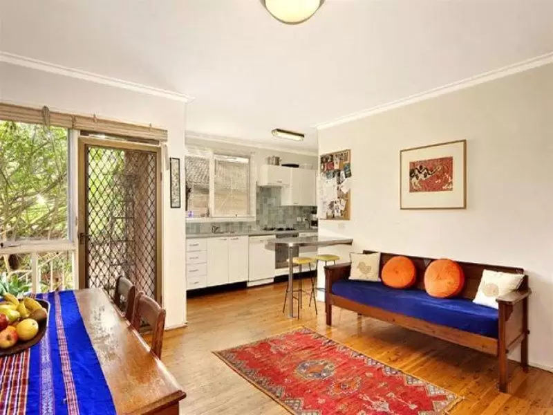 8 Meagher Avenue, Maroubra Sold by Sydney Sotheby's International Realty - image 3