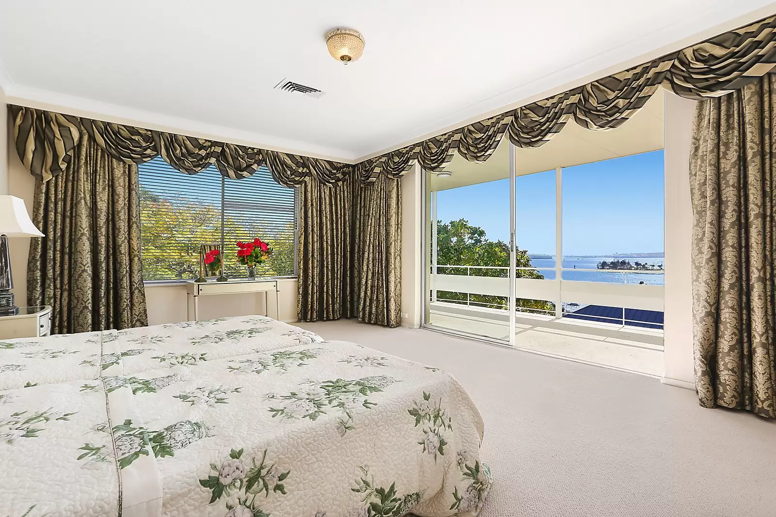 10 Wentworth Place (also Known As 10 Wyuna Road), Point Piper Sold by Sydney Sotheby's International Realty - image 8