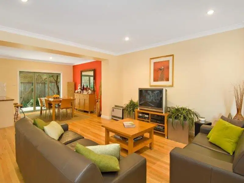 10/33 William Street, Botany Sold by Sydney Sotheby's International Realty - image 1