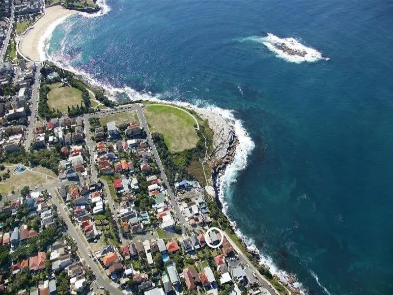 23 Cairo Street, Coogee Sold by Sydney Sotheby's International Realty - image 1