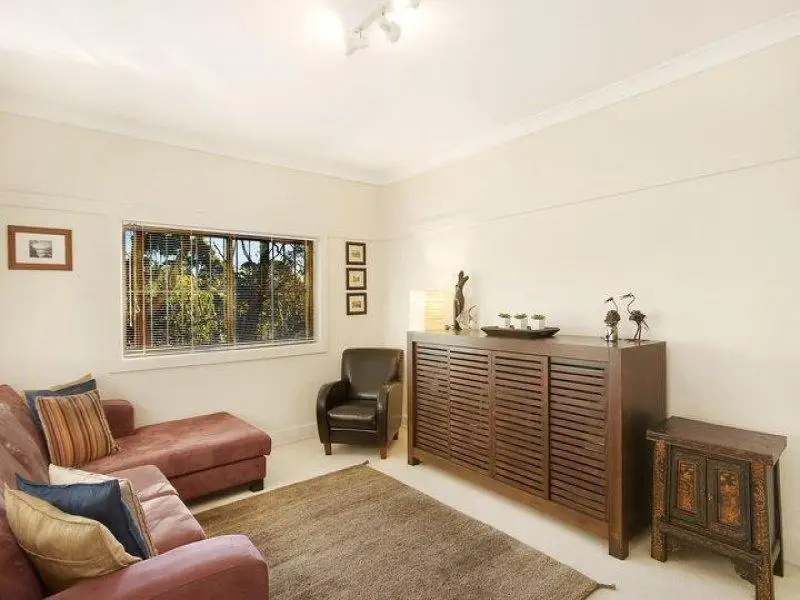 2/2 Evelyn Street, South Coogee Sold by Sydney Sotheby's International Realty - image 2