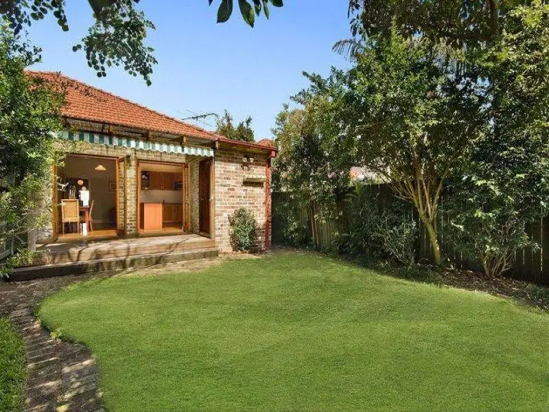 98 Gale Road, Maroubra Sold by Sydney Sotheby's International Realty - image 2