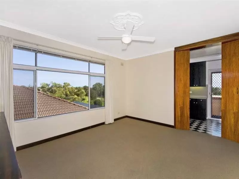 4/6 Lawson Street, Matraville Sold by Sydney Sotheby's International Realty - image 4