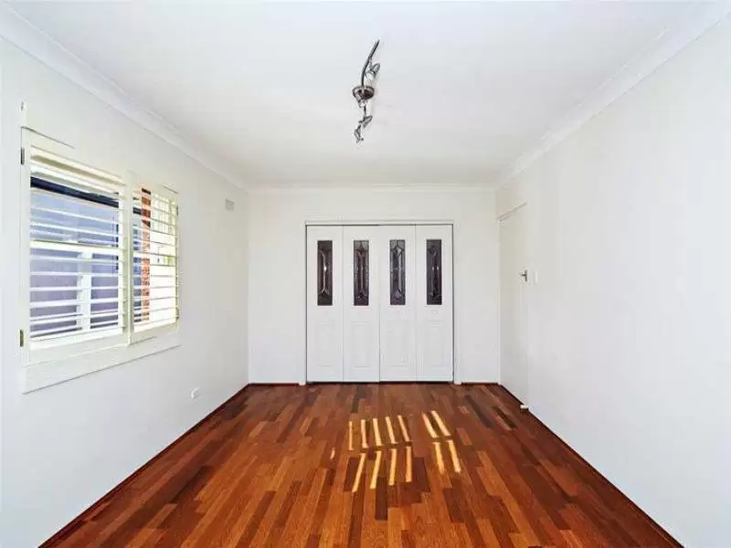 4/5 Young Street, Vaucluse Sold by Sydney Sotheby's International Realty - image 4
