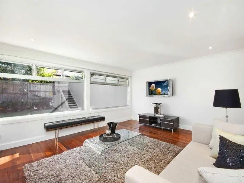 4 Evelyn Street, South Coogee Sold by Sydney Sotheby's International Realty - image 2