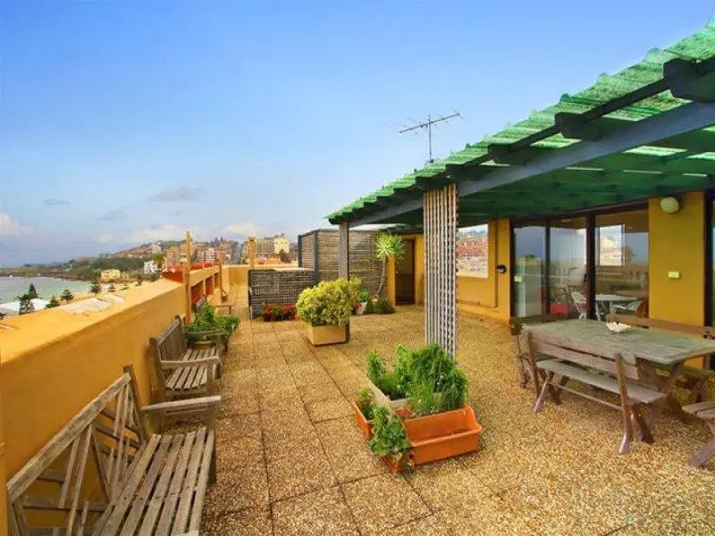 2/184 Arden Street, Coogee Sold by Sydney Sotheby's International Realty - image 2