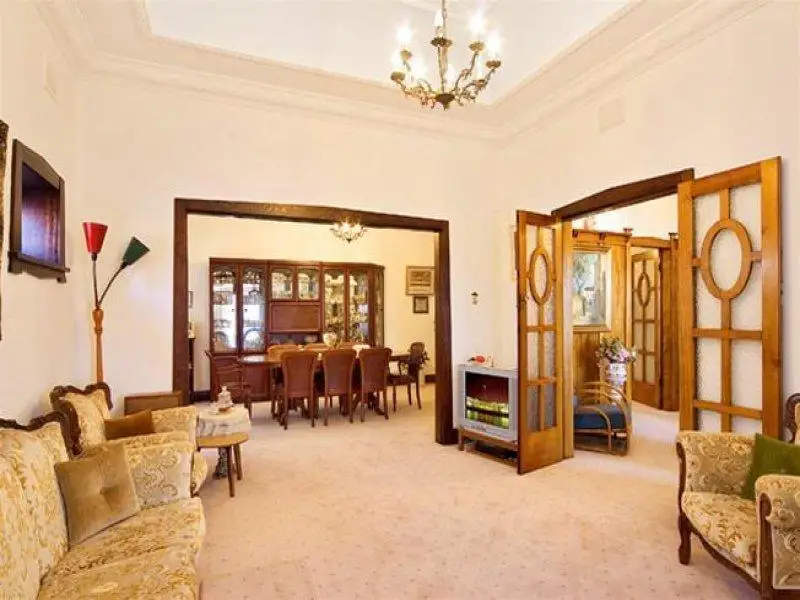 28 Coldstream Street, South Coogee Sold by Sydney Sotheby's International Realty - image 2