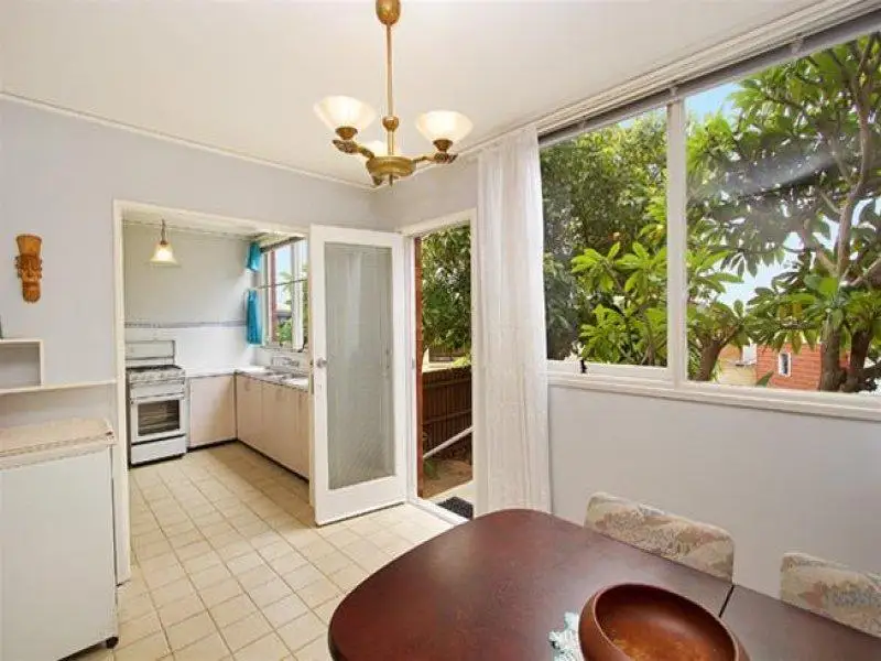 416 Beauchamp Road, Maroubra Sold by Sydney Sotheby's International Realty - image 2