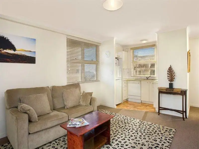 16/52-54 Kings Cross Road, Rushcutters Bay Sold by Sydney Sotheby's International Realty - image 2