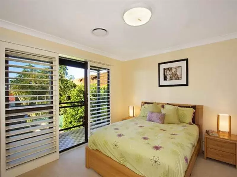 15 Hughes Avenue, Maroubra Sold by Sydney Sotheby's International Realty - image 3