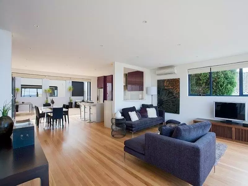 2 Close Street, South Coogee Sold by Sydney Sotheby's International Realty - image 4