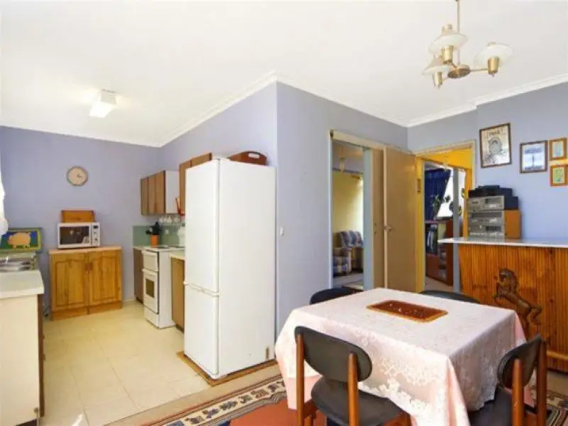 392 Beauchamp Road, Maroubra Sold by Sydney Sotheby's International Realty - image 2