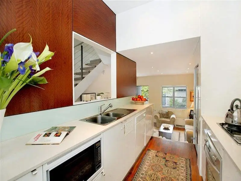 39 Flinton Street, Paddington Sold by Sydney Sotheby's International Realty - image 2