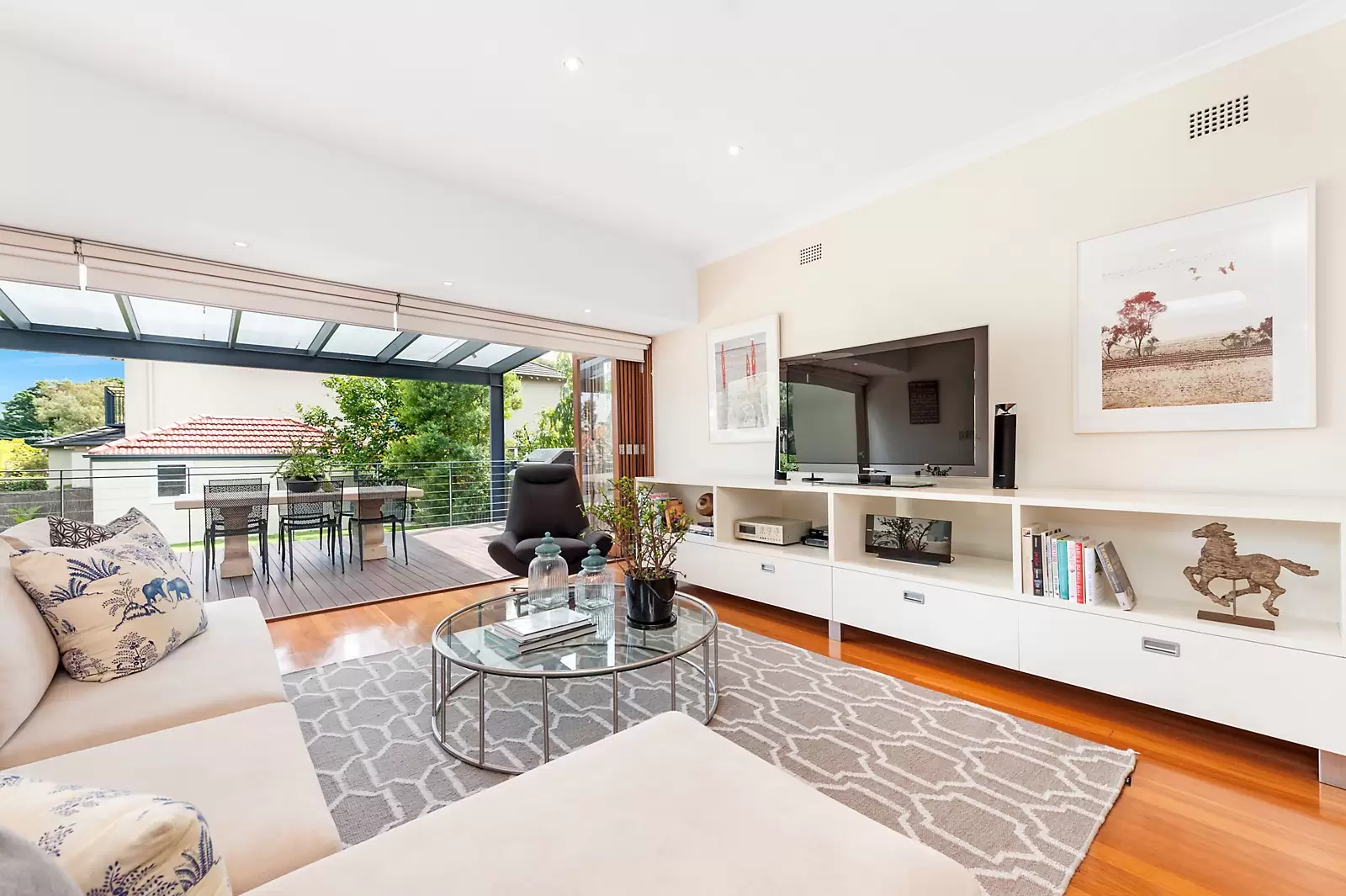 24 Keysor Road, Pagewood Sold by Sydney Sotheby's International Realty - image 4