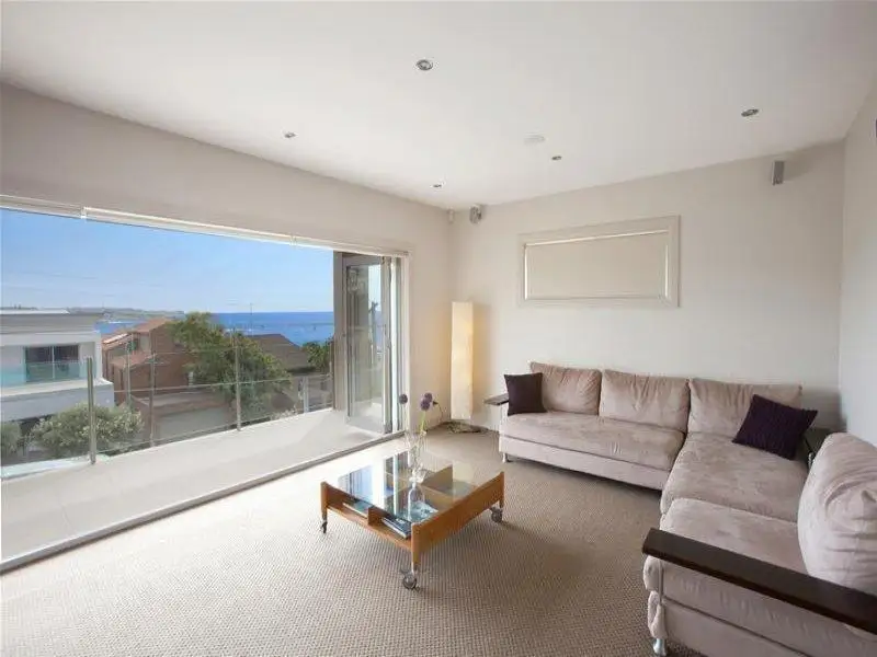 15 Cuzco Street, South Coogee Sold by Sydney Sotheby's International Realty - image 2