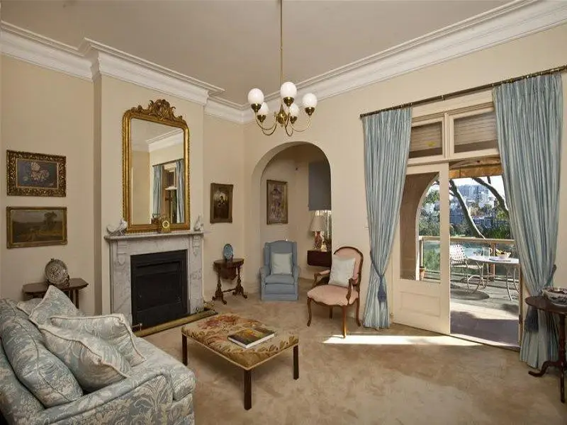 34 Mona Road, Darling Point Sold by Sydney Sotheby's International Realty - image 1