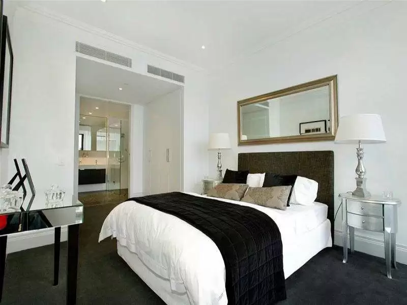 815/15 Bayswater Road, Potts Point Sold by Sydney Sotheby's International Realty - image 3