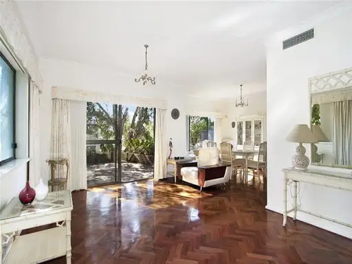 1/266-268 Edgecliff Road, Woollahra Sold by Sydney Sotheby's International Realty