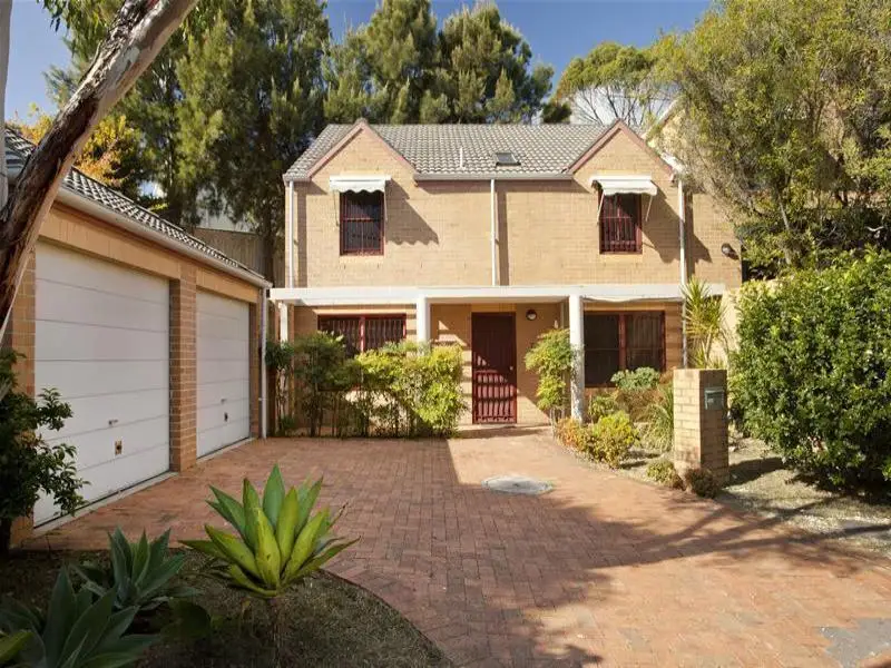 7 Grevillea Place, South Coogee Sold by Sydney Sotheby's International Realty - image 1