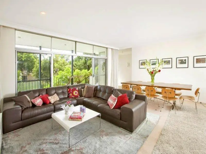 36 Boronia Road, Bellevue Hill Sold by Sydney Sotheby's International Realty - image 2