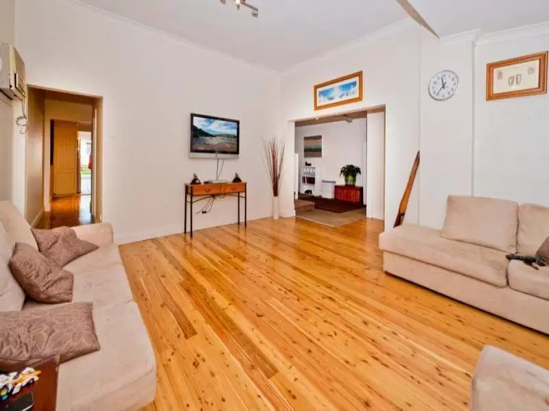 9 Raglan Street, Malabar Sold by Sydney Sotheby's International Realty - image 3