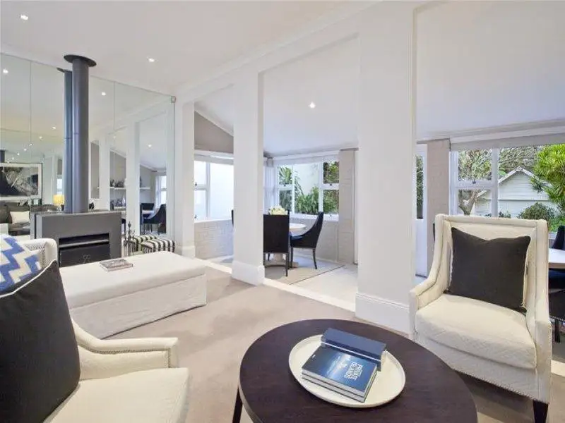 12 Nelson Street, Woollahra Sold by Sydney Sotheby's International Realty - image 2