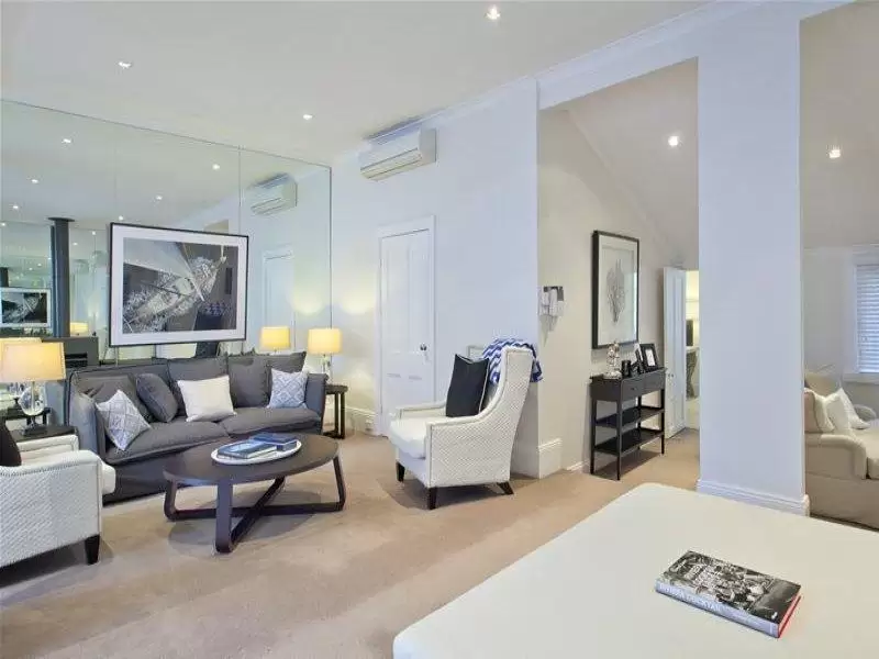 12 Nelson Street, Woollahra Sold by Sydney Sotheby's International Realty - image 3