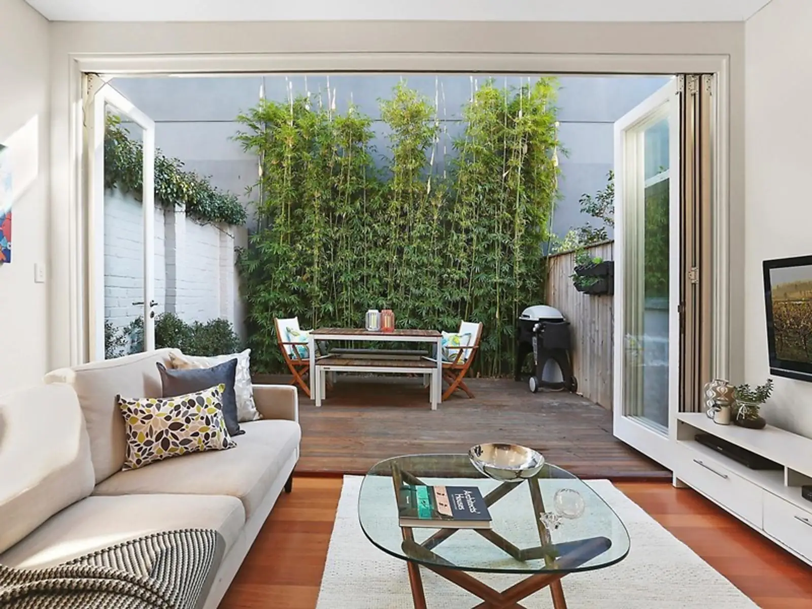 64 Adelaide Adelaide Street, Woollahra Sold by Sydney Sotheby's International Realty - image 1