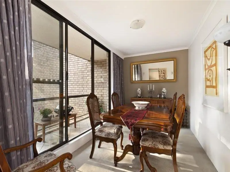 4/1 Tewkesbury Avenue, Darlinghurst Sold by Sydney Sotheby's International Realty - image 2