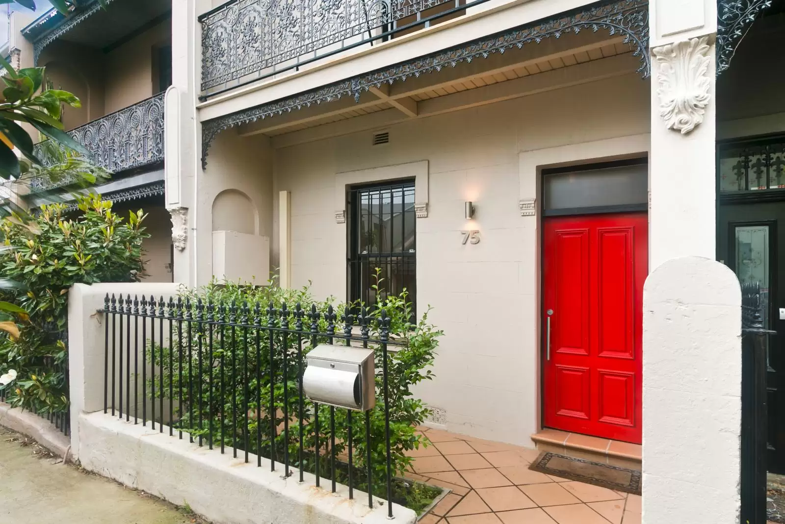 Photo #7: 75 Mill Hill Road, Bondi Junction - Sold by Sydney Sotheby's International Realty