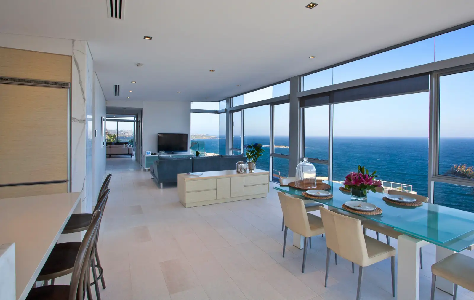 8 Bloomfield Street, South Coogee Sold by Sydney Sotheby's International Realty - image 1
