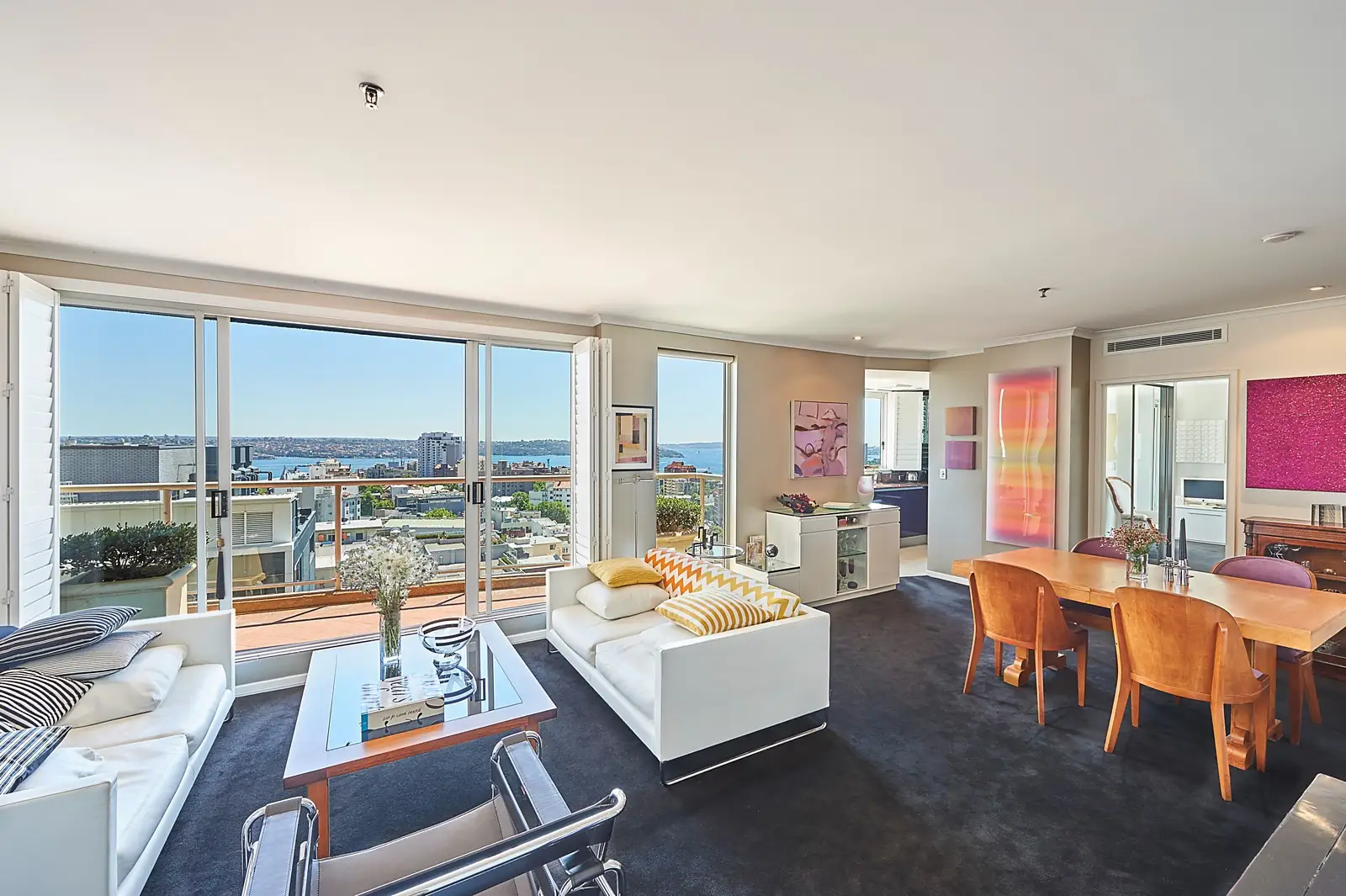 1809/1 Kings Cross Road, Potts Point Sold by Sydney Sotheby's International Realty - image 1