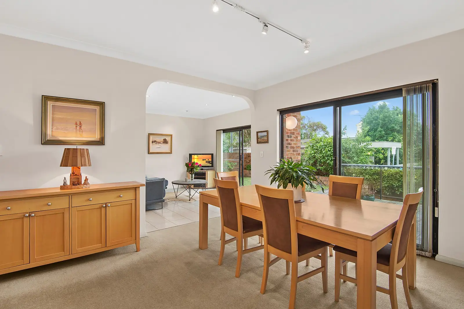 349a Alison Road, Coogee Sold by Sydney Sotheby's International Realty - image 2