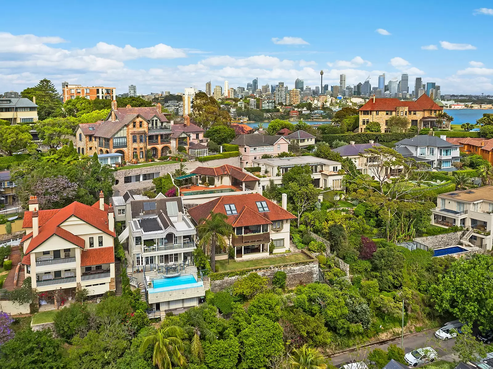 14 Wentworth Place, Point Piper Sold by Sydney Sotheby's International Realty - image 1