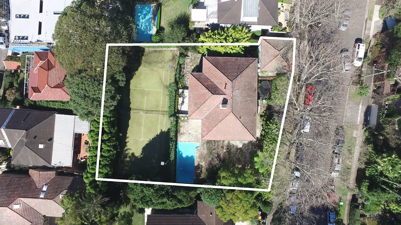 37 Wallaroy Road, Woollahra Sold by Sydney Sotheby's International Realty - image 1