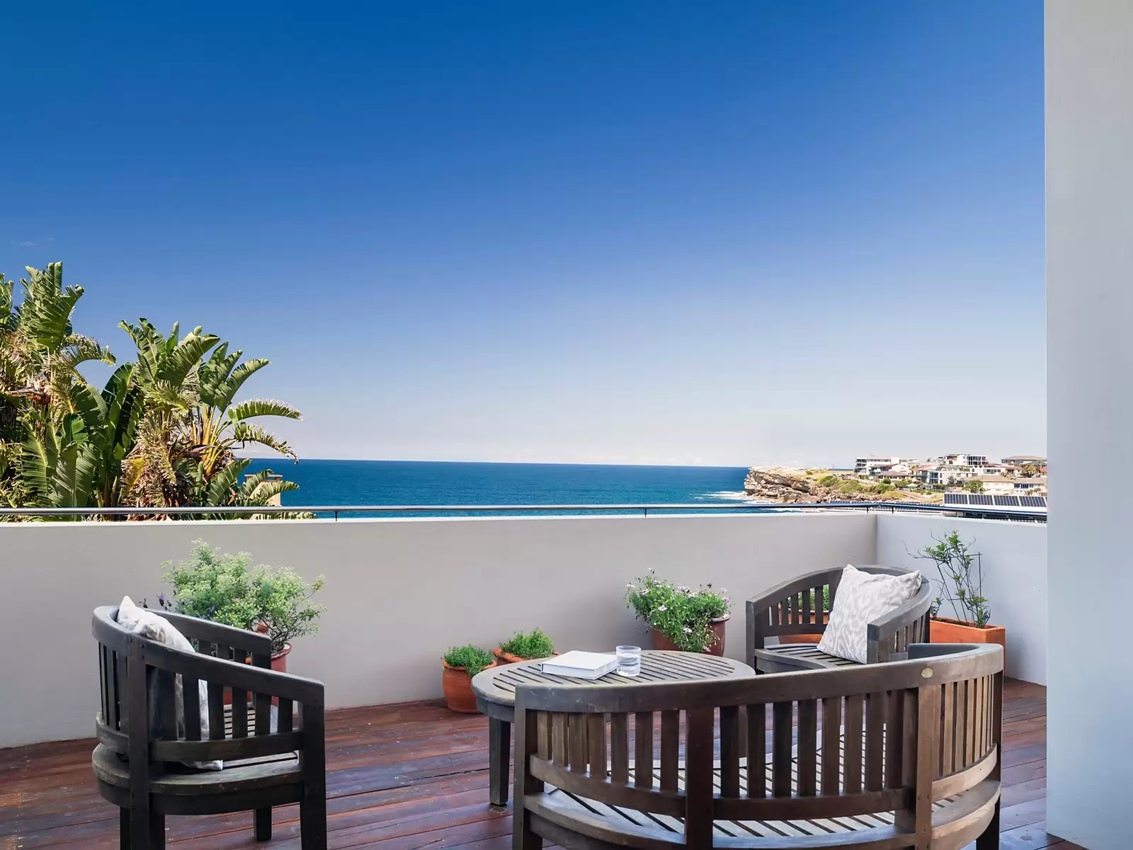 16 Seaside Parade, South Coogee Sold by Sydney Sotheby's International Realty - image 8
