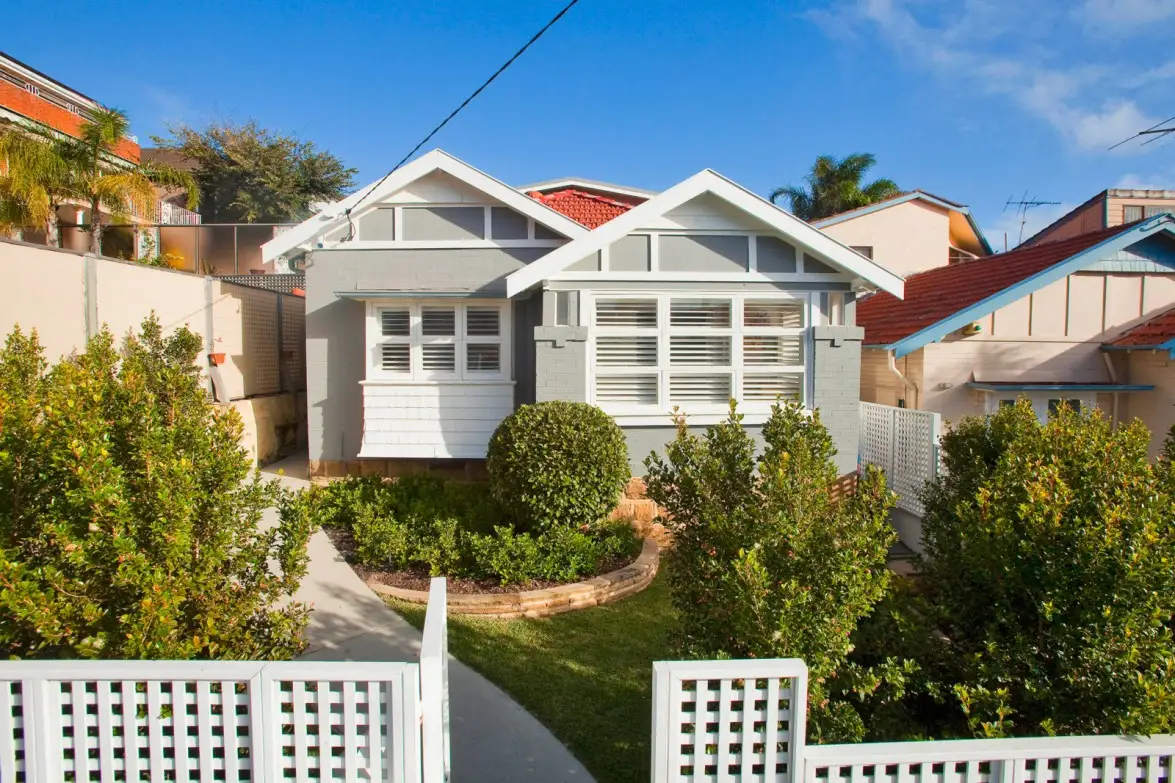 37 Roberts Street, Rose Bay Sold by Sydney Sotheby's International Realty - image 1