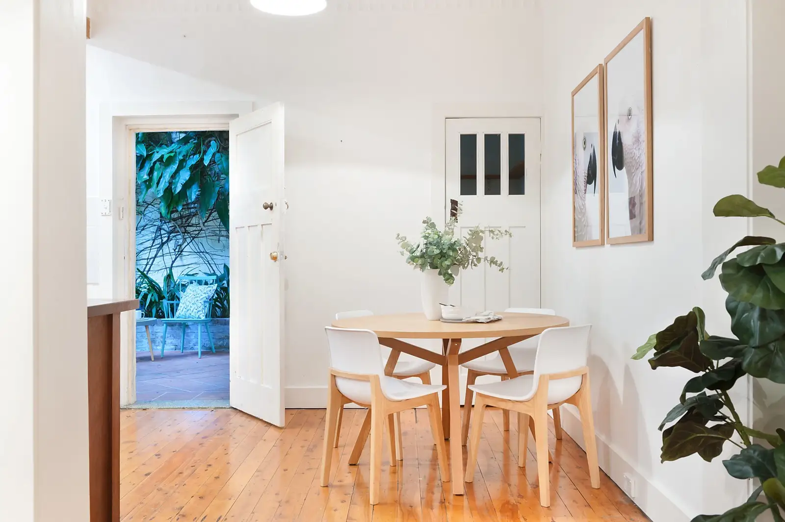 2/25-27 Curlewis Street, Bondi Sold by Sydney Sotheby's International Realty - image 2